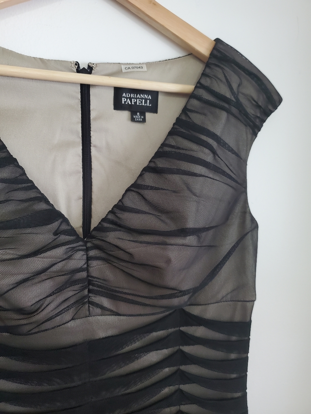 Adrianna Pappel 8 Black Mesh Overlay Cocktail Formal Midi Dress fitted Gown